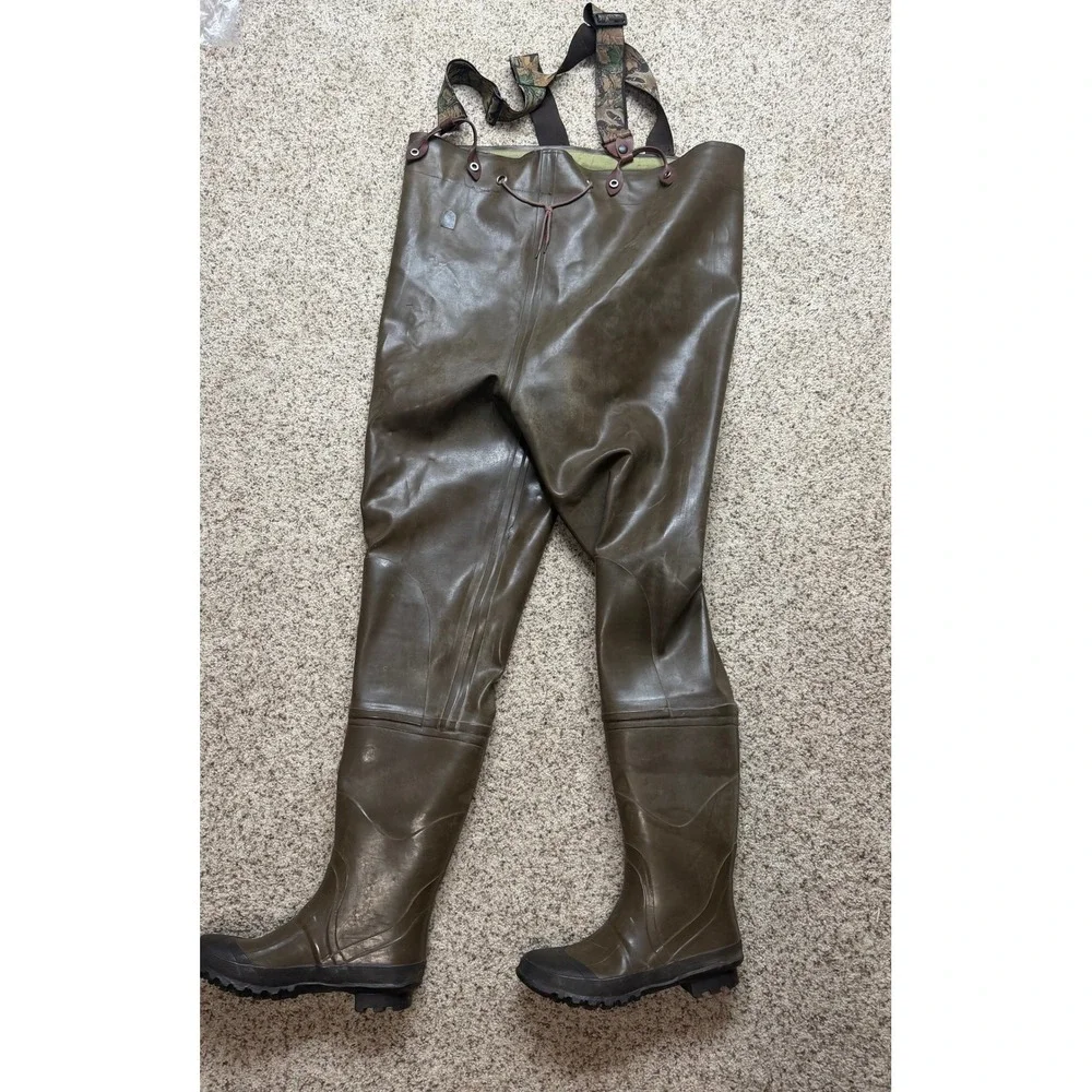 Northwest Territory Vintage Waders Mens Green Rubber Camo Suspenders